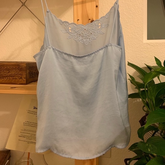 embroidered tank - Picture 2 of 3